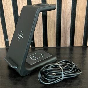 3-in-1 Wireless Charging Station